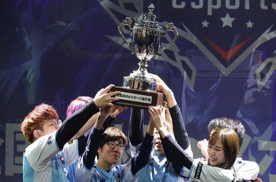 赵天旭如何从电竞选手成长为管理专家